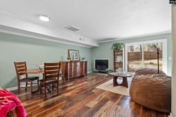 105 Thames Valley Court  photo 4