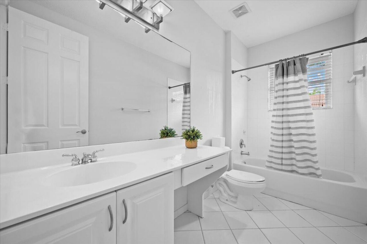 877 Taft Court, Palm Beach Gardens, FL 33410 Photo