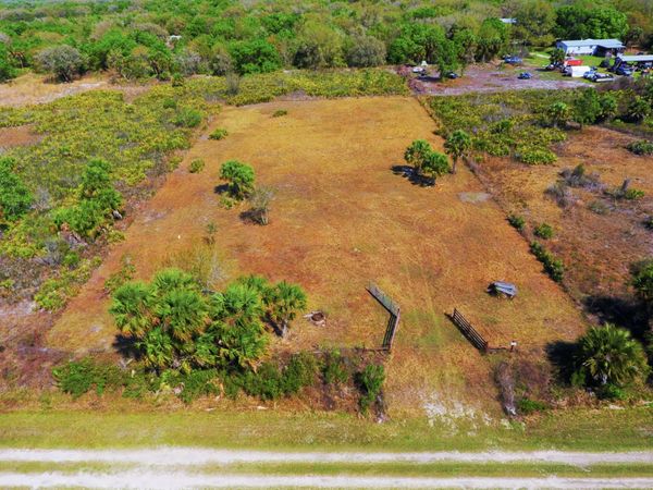 19785 NW 284th Street, Okeechobee, FL 34972