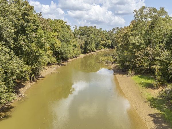 2-15 WATERWAY DR, Bath Springs, TN 38311