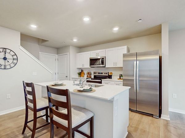 9431 Lovegrass Drive SW, Cedar Rapids, IA 52404