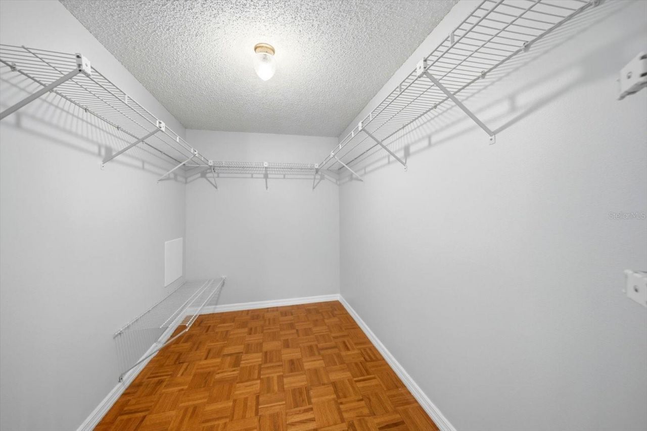 6826 Stones Throw Circle N, Unit 11206, Saint Petersburg, FL 33710 Photo