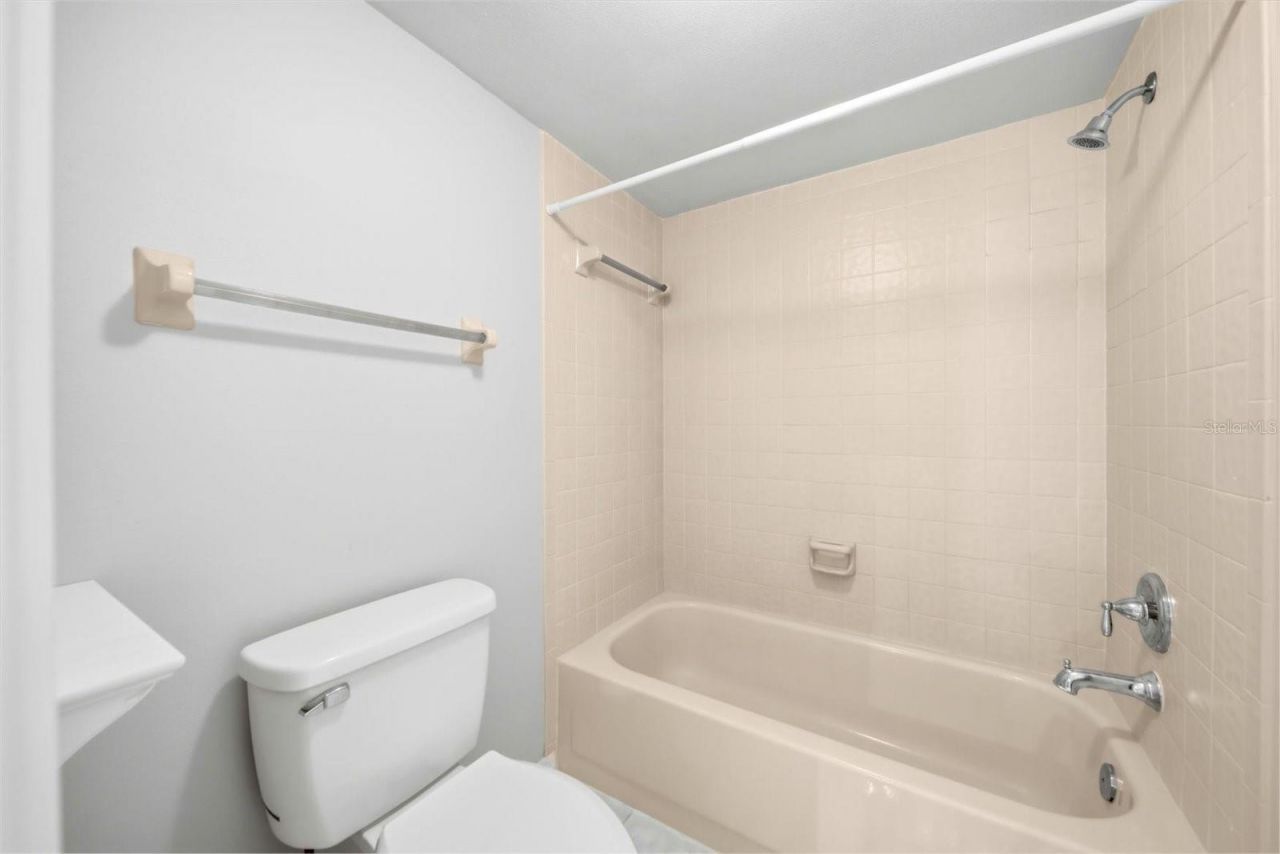 6826 Stones Throw Circle N, Unit 11206, Saint Petersburg, FL 33710 Photo