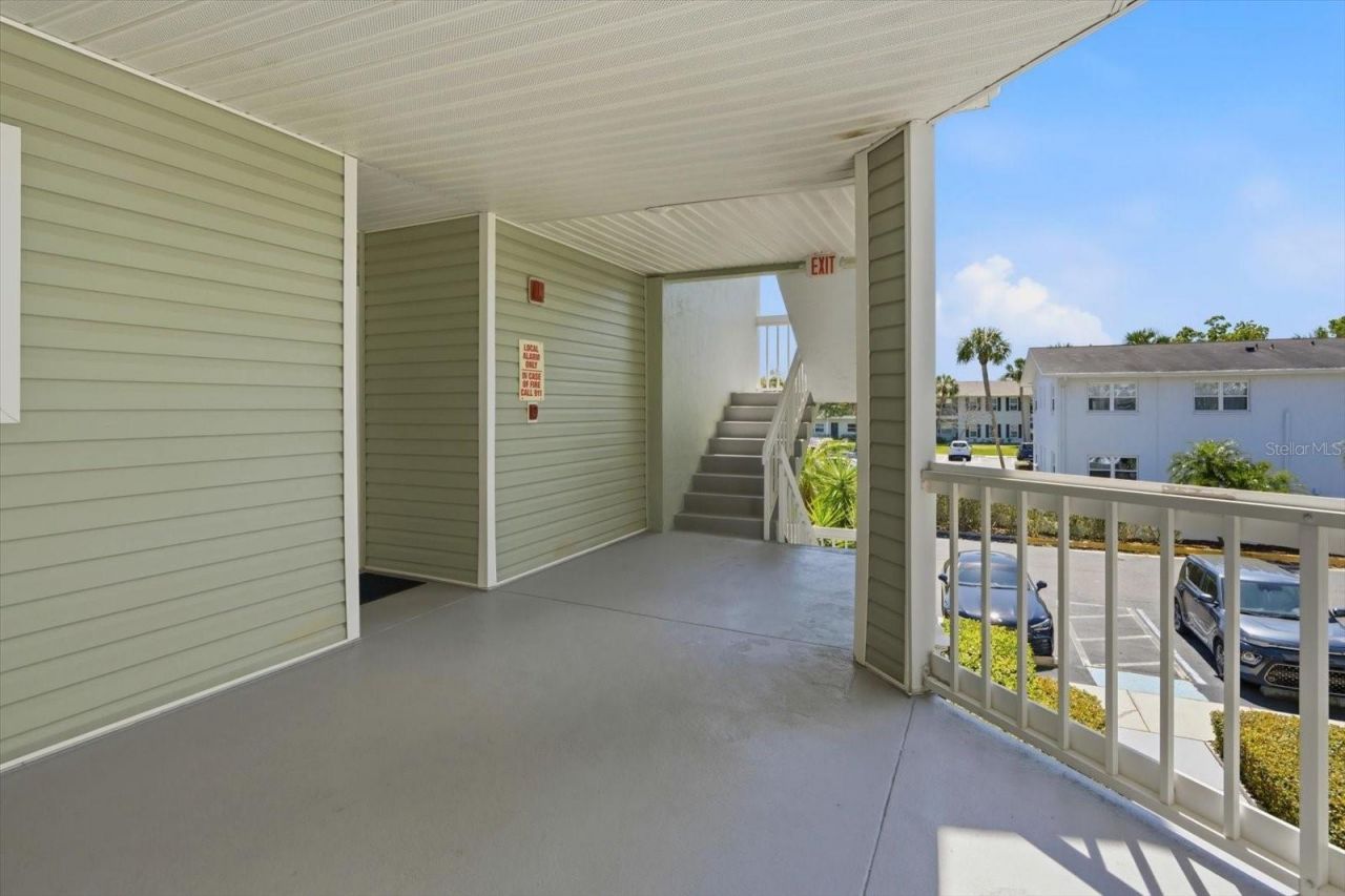 6826 Stones Throw Circle N, Unit 11206, Saint Petersburg, FL 33710 Photo