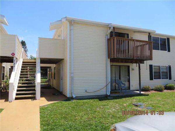 124 LOBLOLLY COURT , Unit D, OLDSMAR, FL 34677