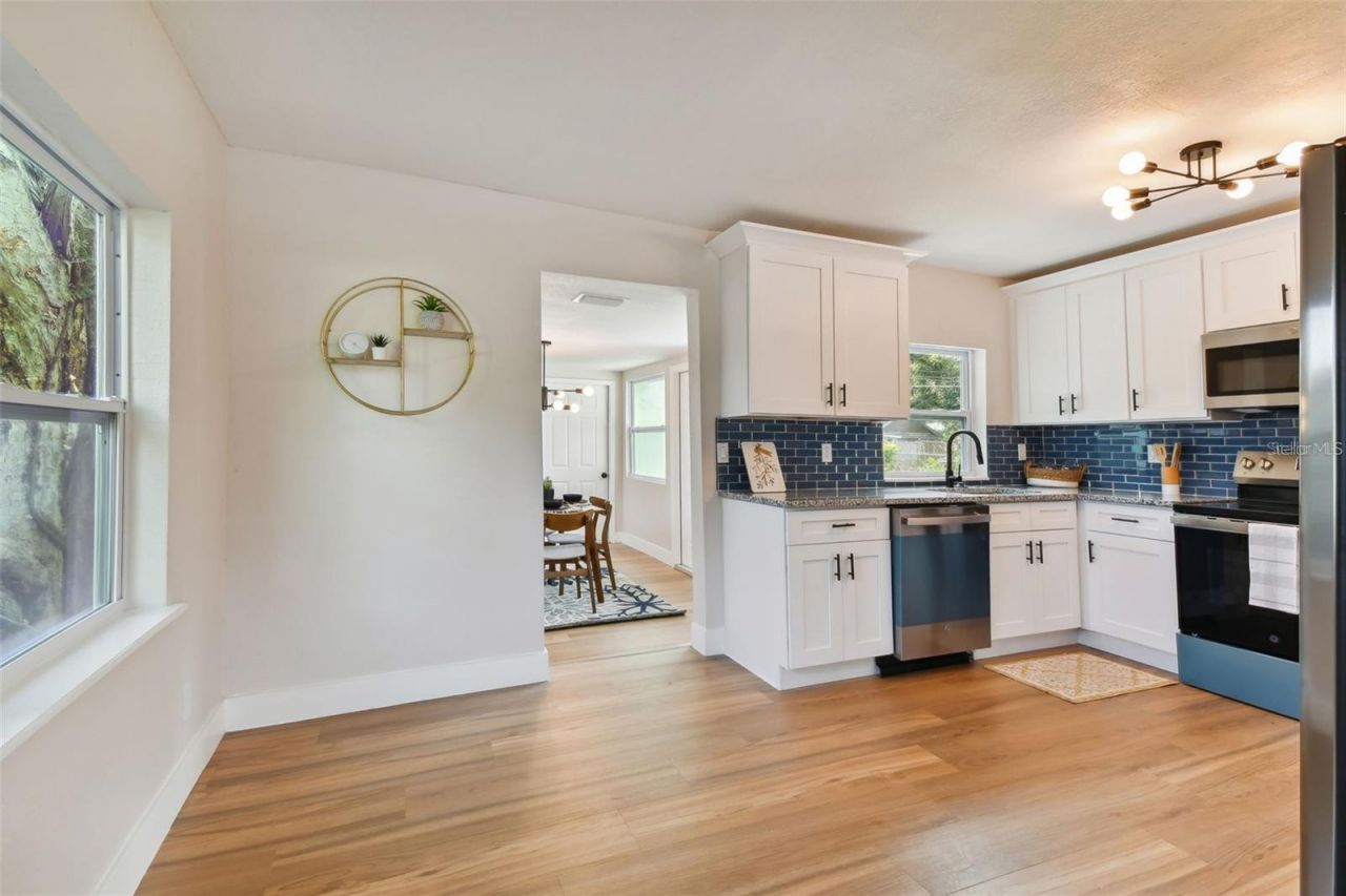 1826 30th Street S, Saint Petersburg, FL 33712 Photo