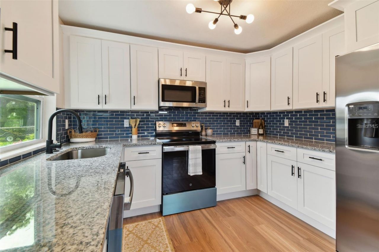 1826 30th Street S, Saint Petersburg, FL 33712 Photo