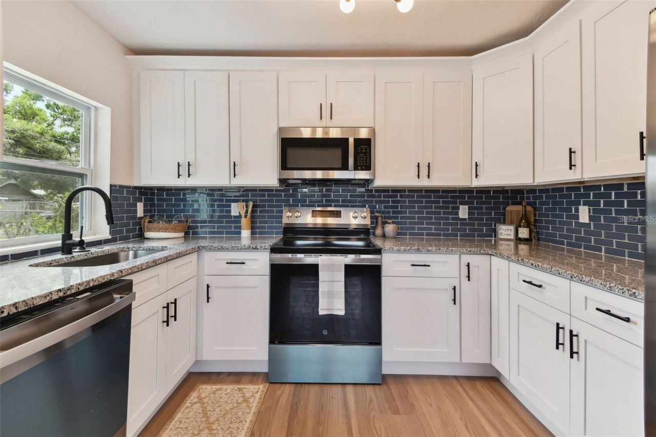 1826 30th Street S, Saint Petersburg, FL 33712 Photo