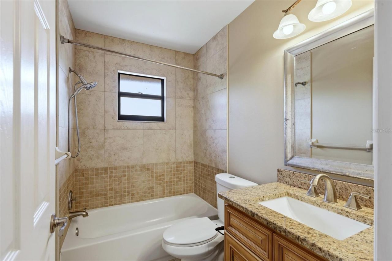 3413 51st Avenue Circle W, Unit 205, Bradenton, FL 34210 Photo