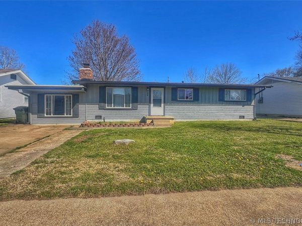 124 Granada Drive , Mannford, OK 74044