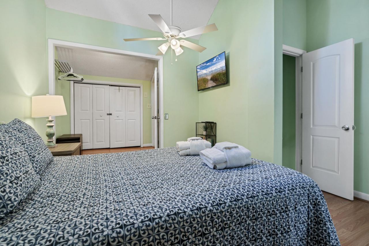 429 Sea Cloud Circle Photo 20