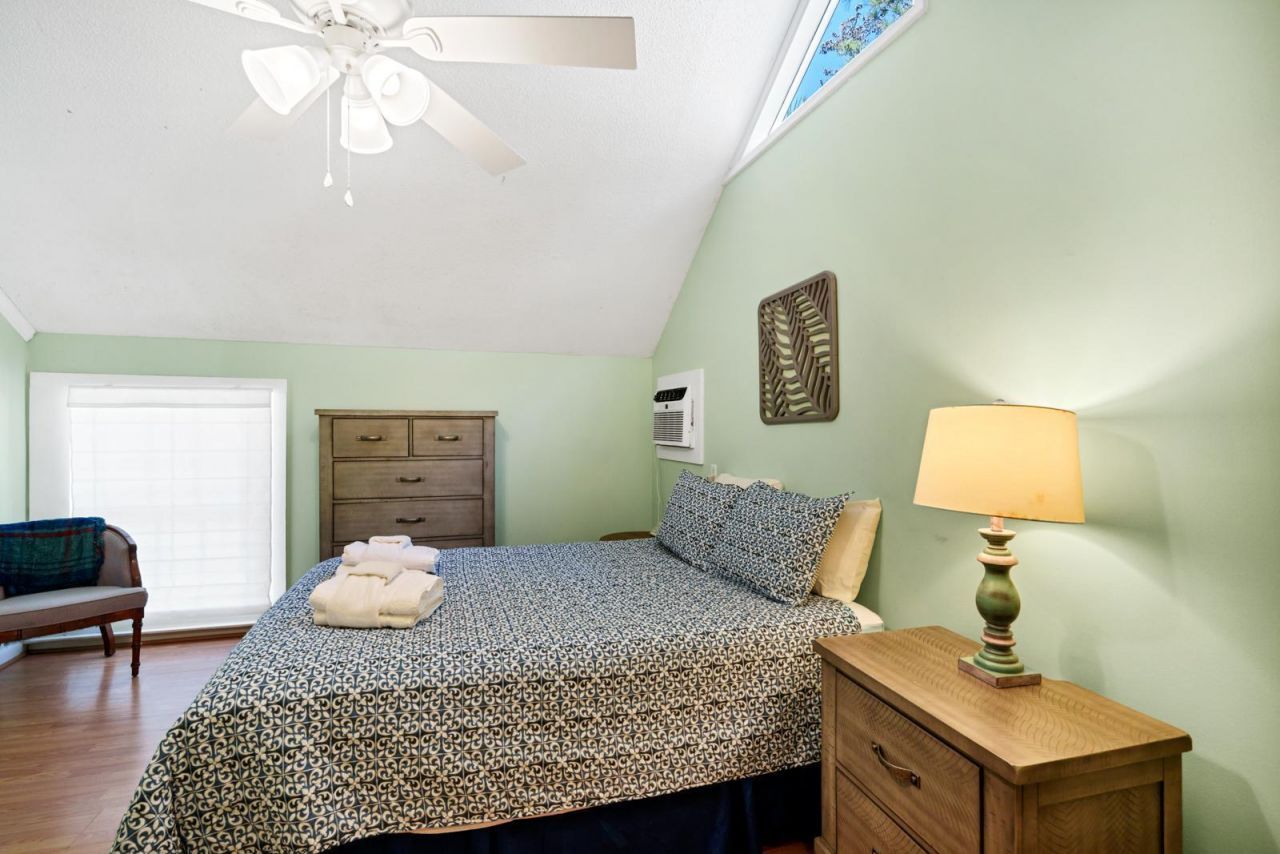 429 Sea Cloud Circle Photo 22