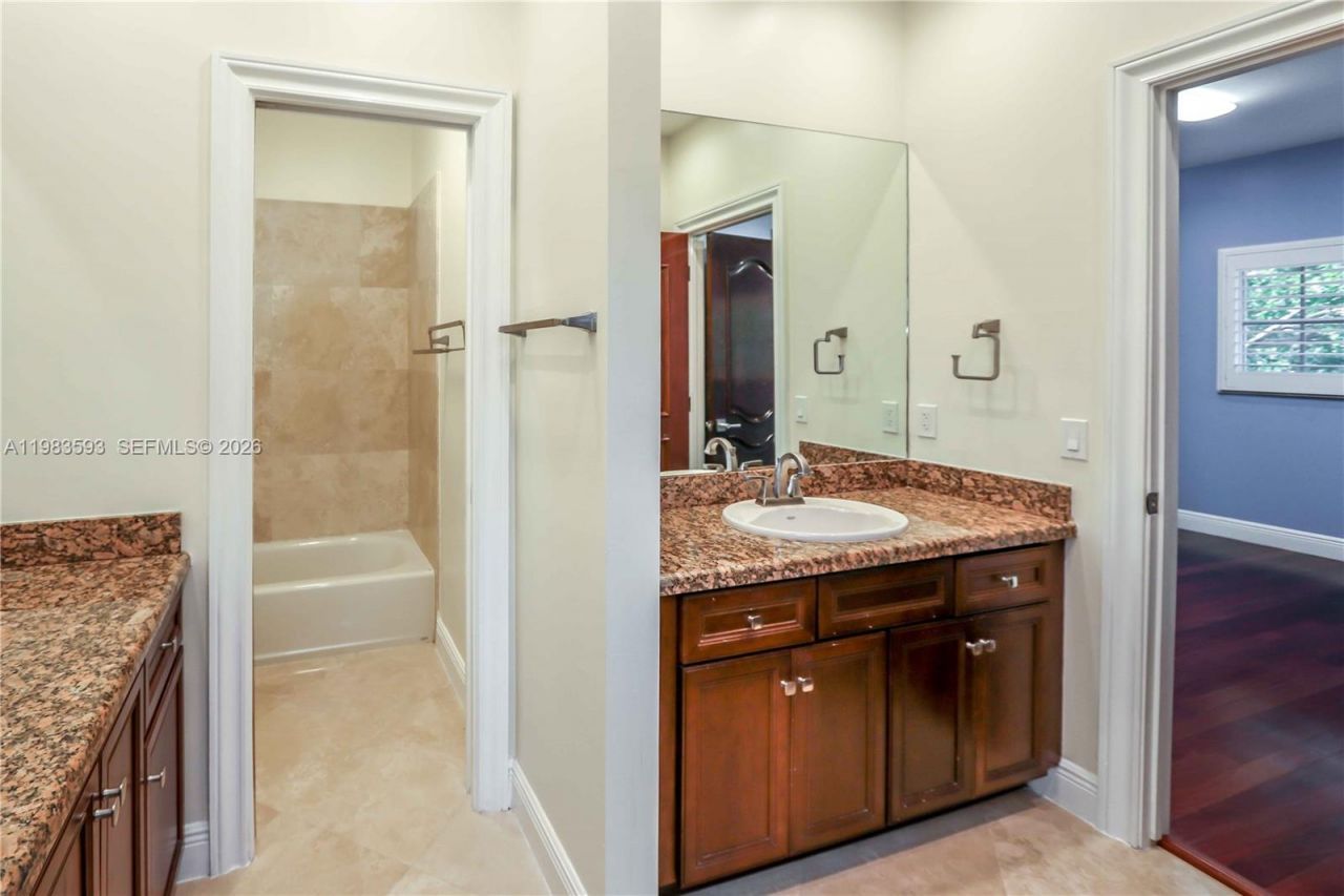 11064 SW 79th Path , Miami, FL 33156 Photo