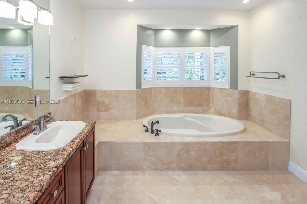 11064 SW 79th Path , Miami, FL 33156 Photo