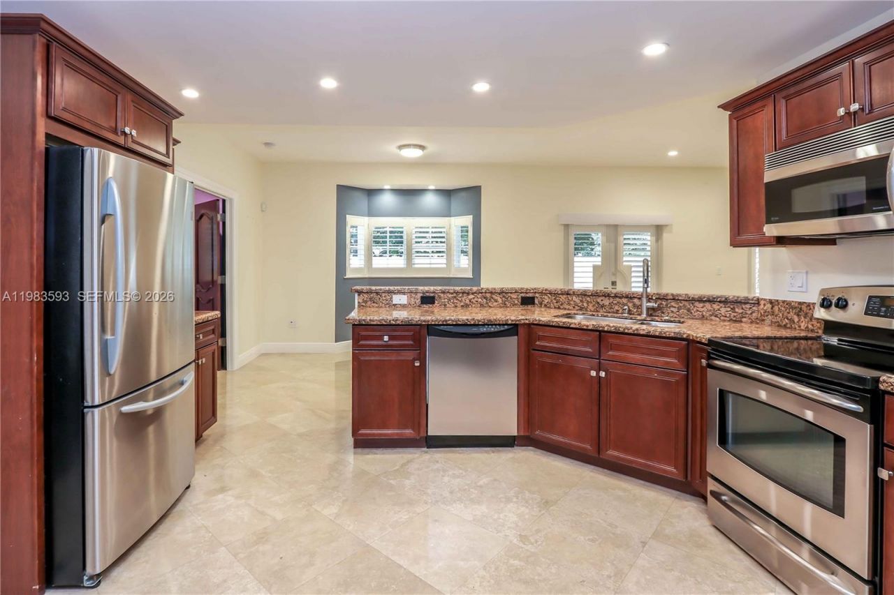 11064 SW 79th Path , Miami, FL 33156 Photo