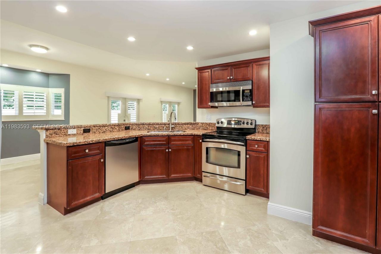 11064 SW 79th Path , Miami, FL 33156 Photo