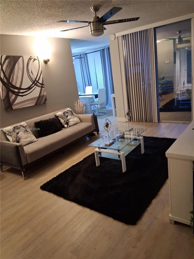 9450 Live Oak Pl, Unit 408, Davie, FL 33324 Photo