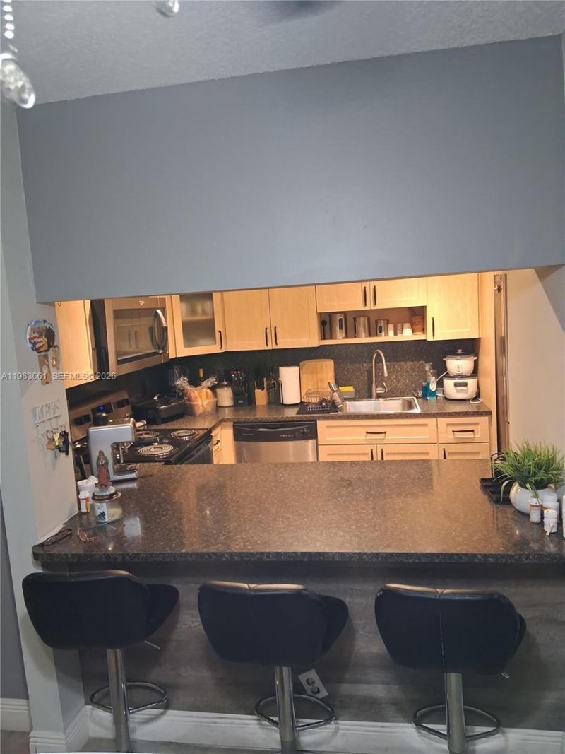 9450 Live Oak Pl, Unit 408, Davie, FL 33324 Photo