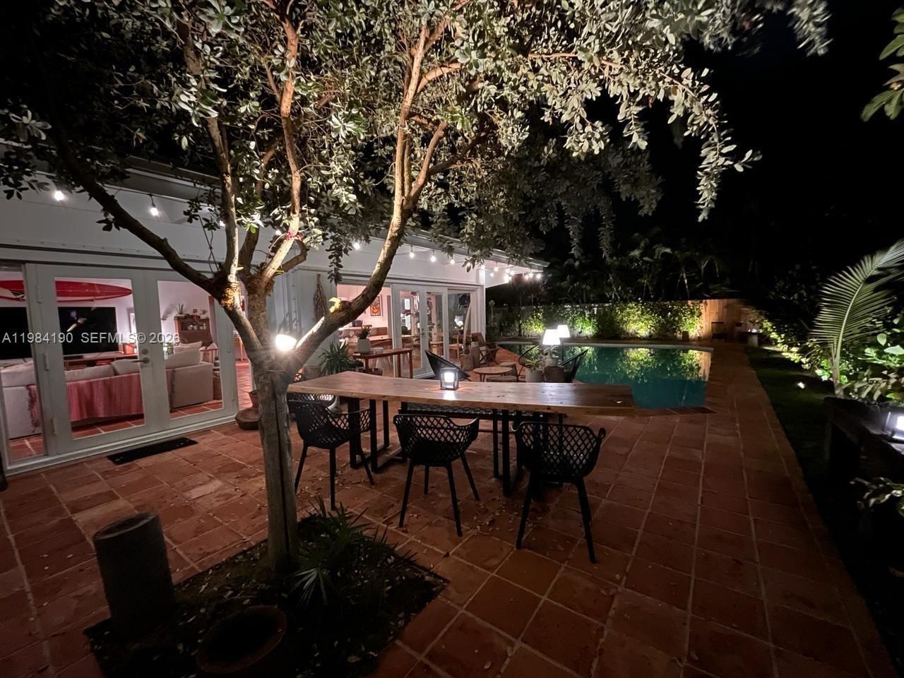 240 Greenwood Dr, Unit 240, Key Biscayne, FL 33149 Photo