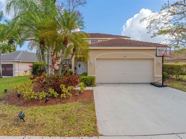627 Willow Bend Rd , Weston, FL 33327