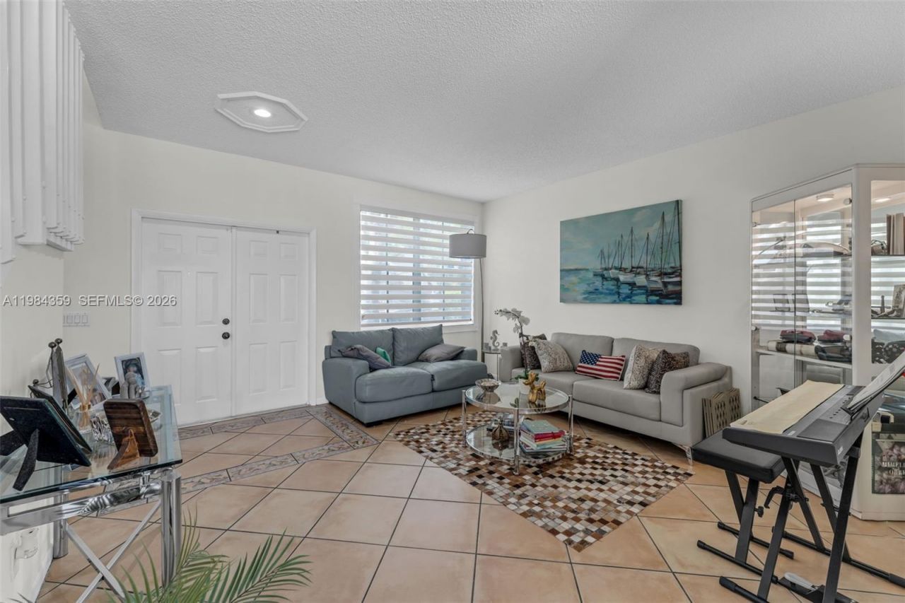 627 Willow Bend Rd , Weston, FL 33327 Photo