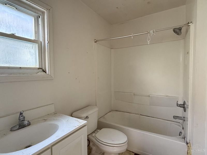 1608 Brewster Avenue, Cincinnati, OH 45207 Photo 20