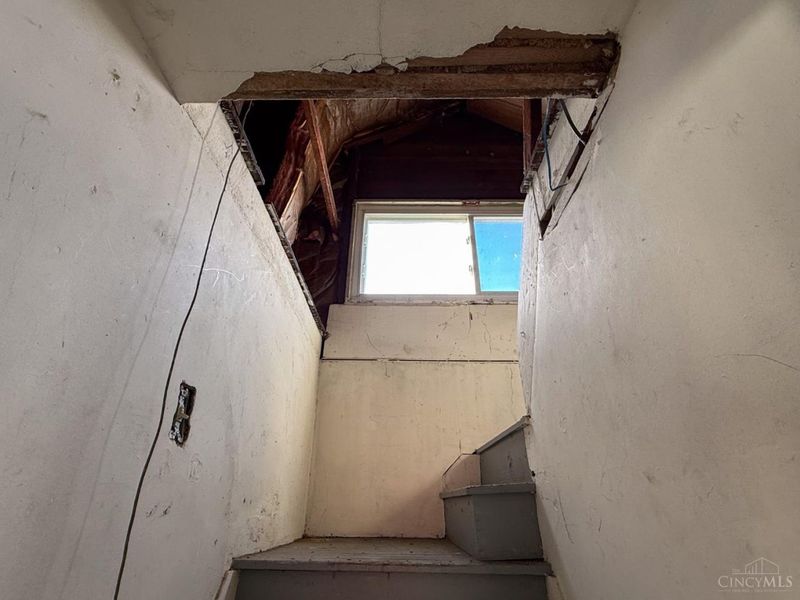 1608 Brewster Avenue, Cincinnati, OH 45207 Photo 21