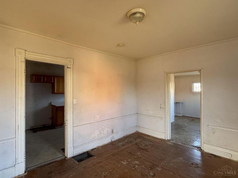 1608 Brewster Avenue, Cincinnati, OH 45207 Photo 5