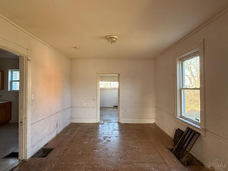 1608 Brewster Avenue, Cincinnati, OH 45207 Photo 6