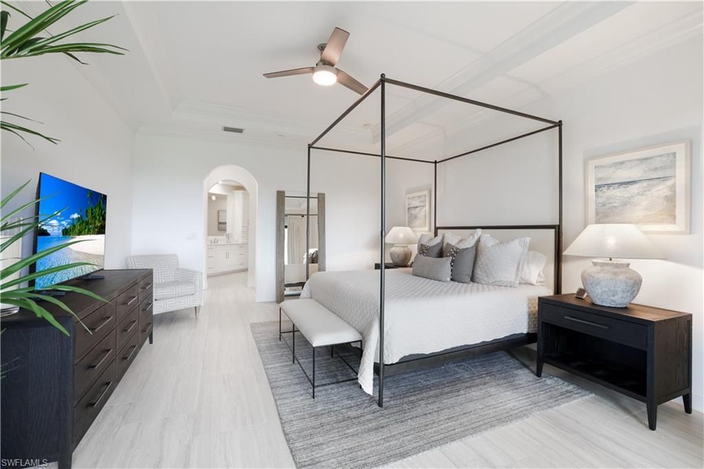 16371 Viansa Way, Unit 202, Naples, FL 34110 Photo