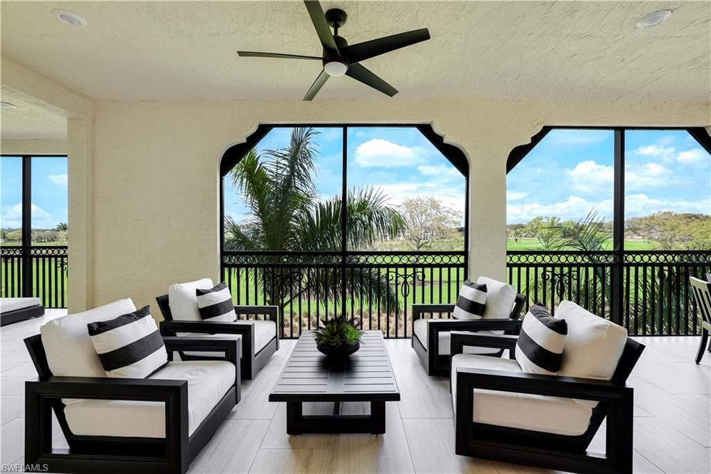 16371 Viansa Way, Unit 202, Naples, FL 34110 Photo