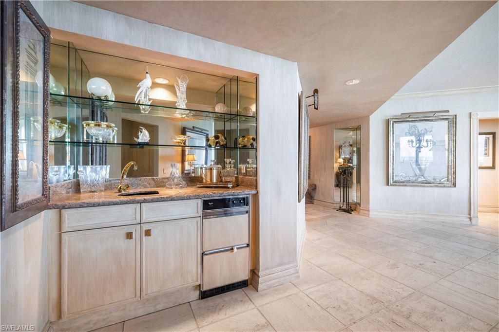 8231 Bay Colony Dr, Unit 1604, Naples, FL 34108 Photo