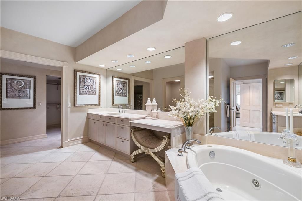 8231 Bay Colony Dr, Unit 1604, Naples, FL 34108 Photo