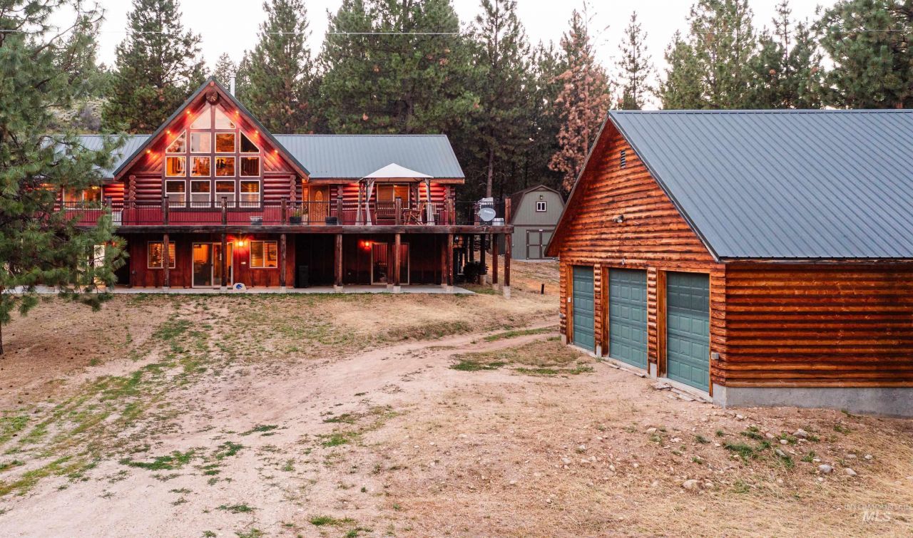 10 Tamarack Trl, Boise, ID 83716 Main Photo