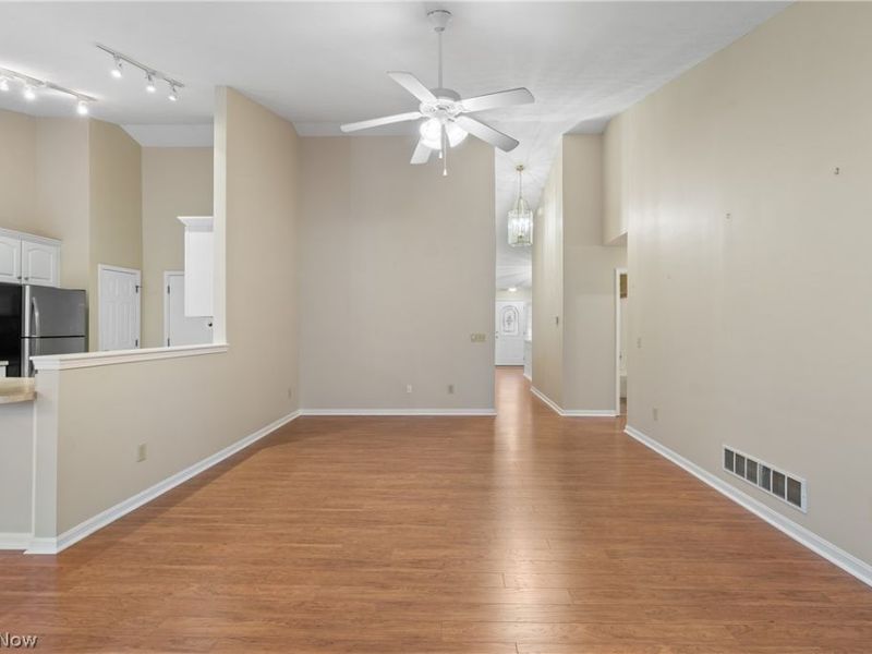 4232 Mayfair Drive, Brunswick, OH 44212 Photo 7