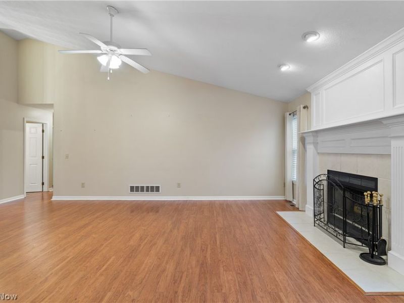 4232 Mayfair Drive, Brunswick, OH 44212 Photo 8