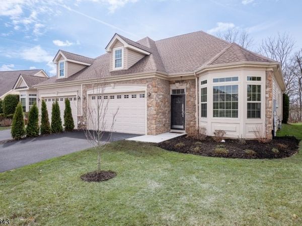 605 Edward St, Lopatcong, NJ 08865