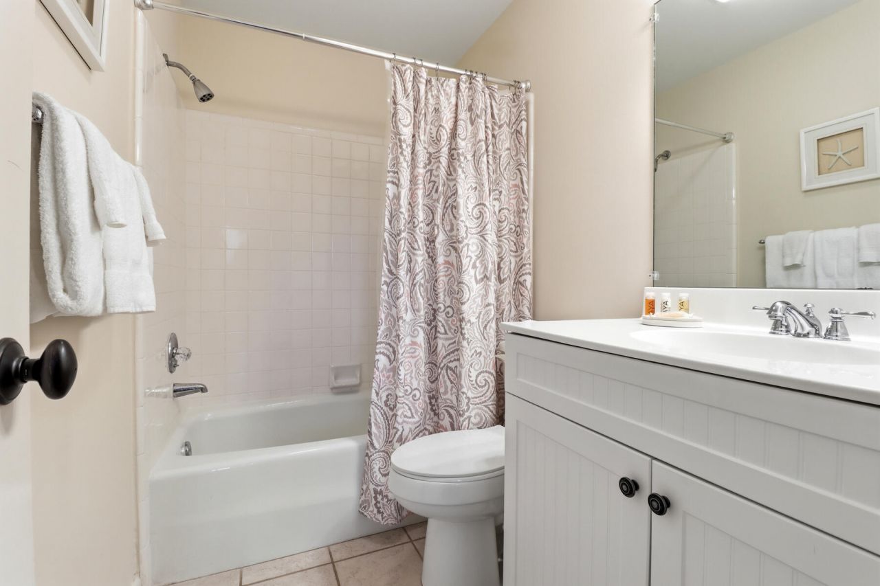 48 Beach Club Villas Photo 18