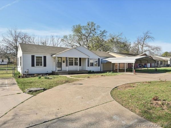 6736 E 6th Street, Tulsa, OK 74112