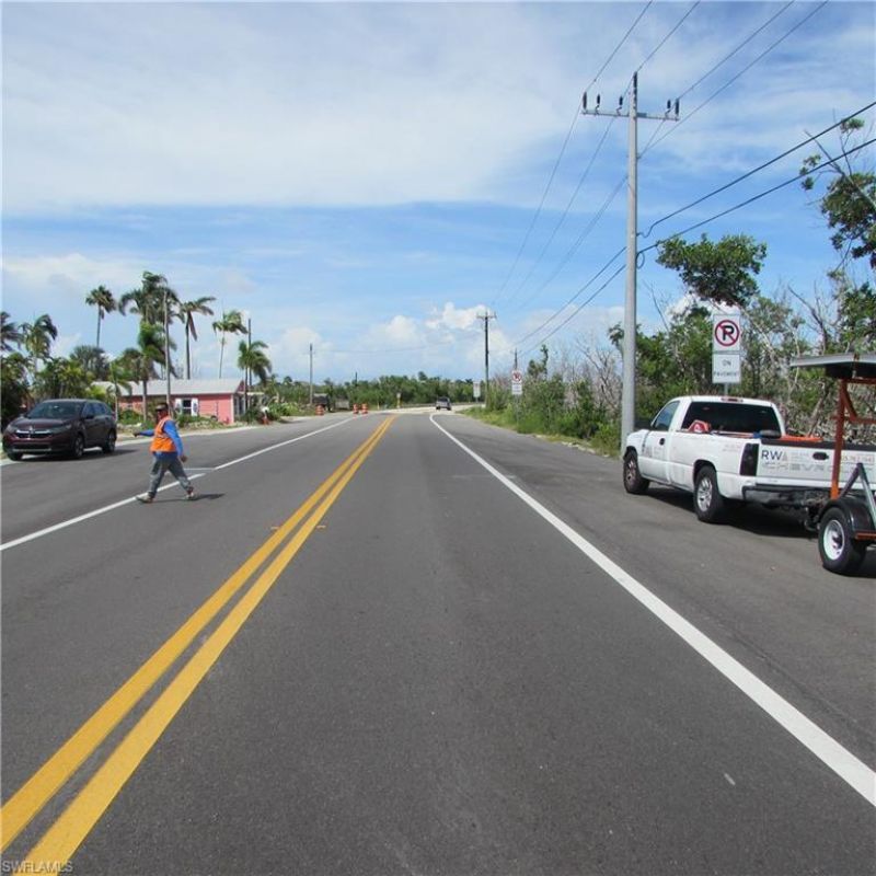 4195 Pine Island Rd Nw, Matlacha, FL 33993 Photo