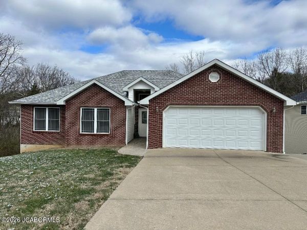 1701 PROVIDENCE DRIVE, Jefferson City, MO 65109