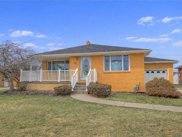 60 Goodrich Road, Buffalo, NY 14218