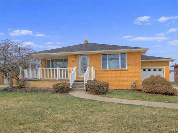 60 Goodrich Road , Buffalo, NY 14218