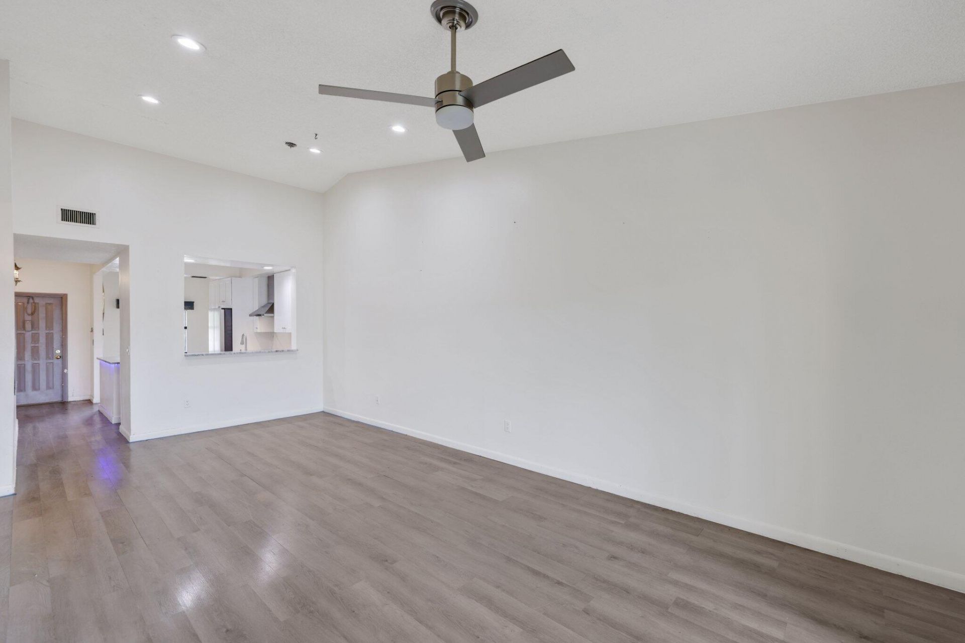 7891 Willow Springs Drive, Unit 1022, Lake Worth Beach, FL 33467 Photo