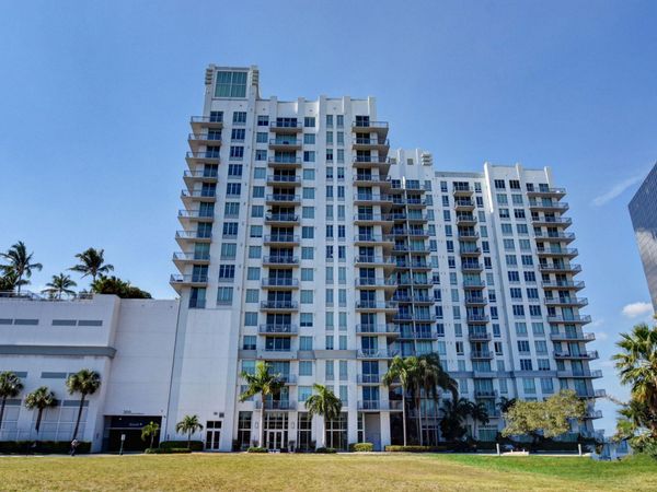 300 S Australian Avenue, Unit 802, West Palm Beach, FL 33401