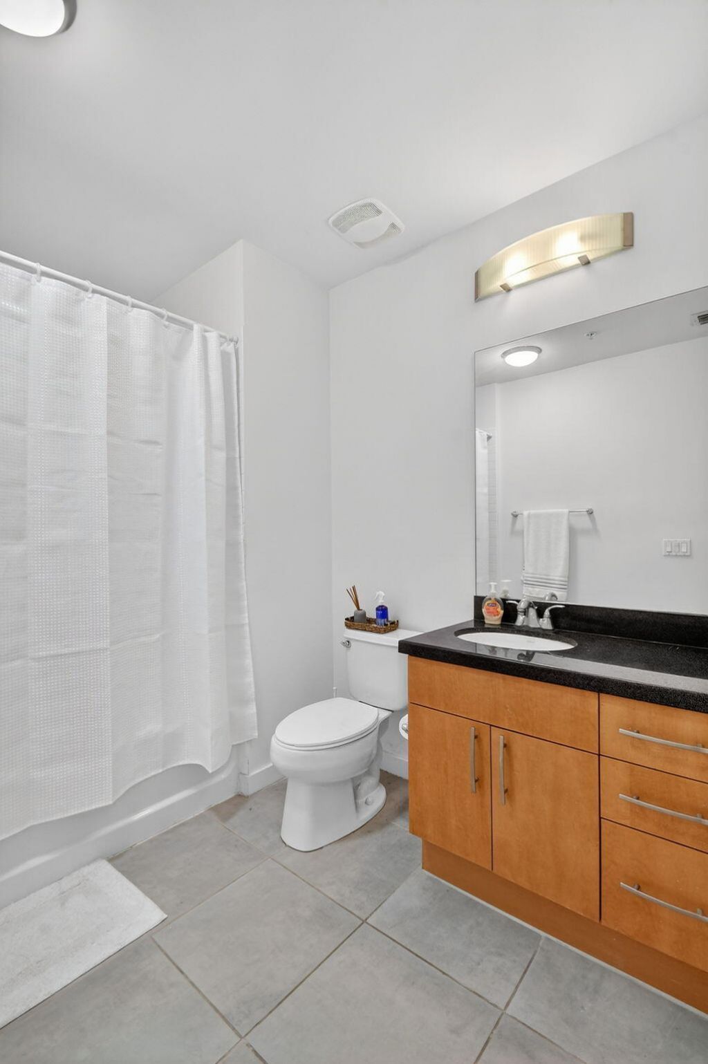 300 S Australian Avenue, Unit 802, West Palm Beach, FL 33401 Photo