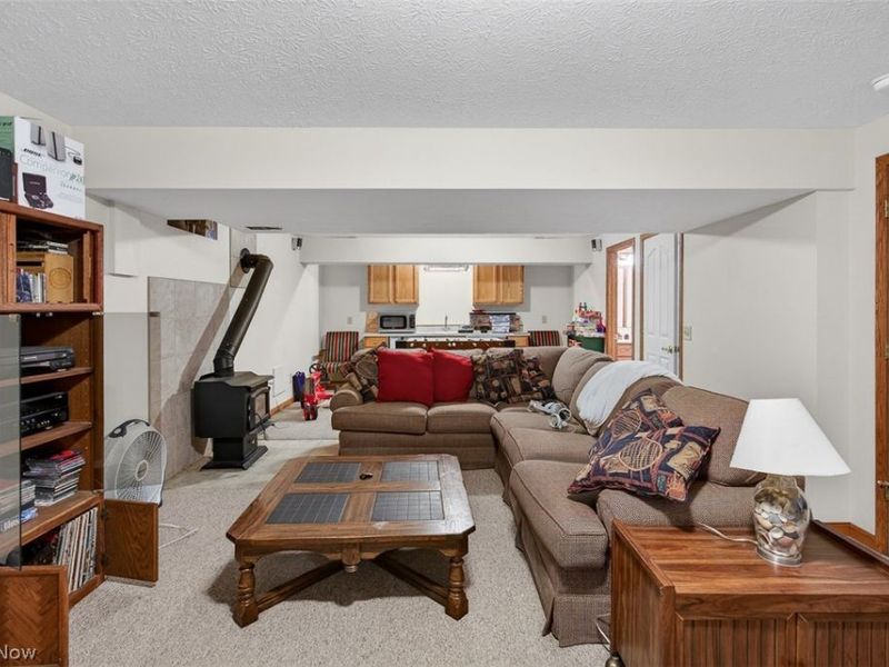 9265 Georgetown Street, Louisville, OH 44641 Photo 28