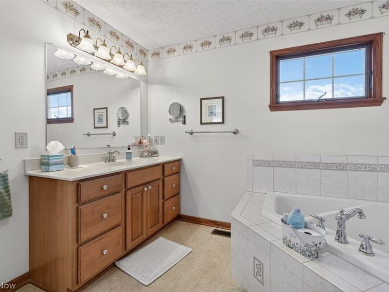 9265 Georgetown Street, Louisville, OH 44641 Photo 48