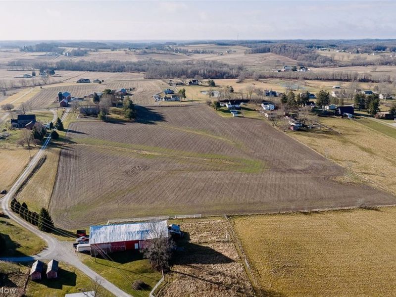 9265 Georgetown Street, Louisville, OH 44641 Photo 7