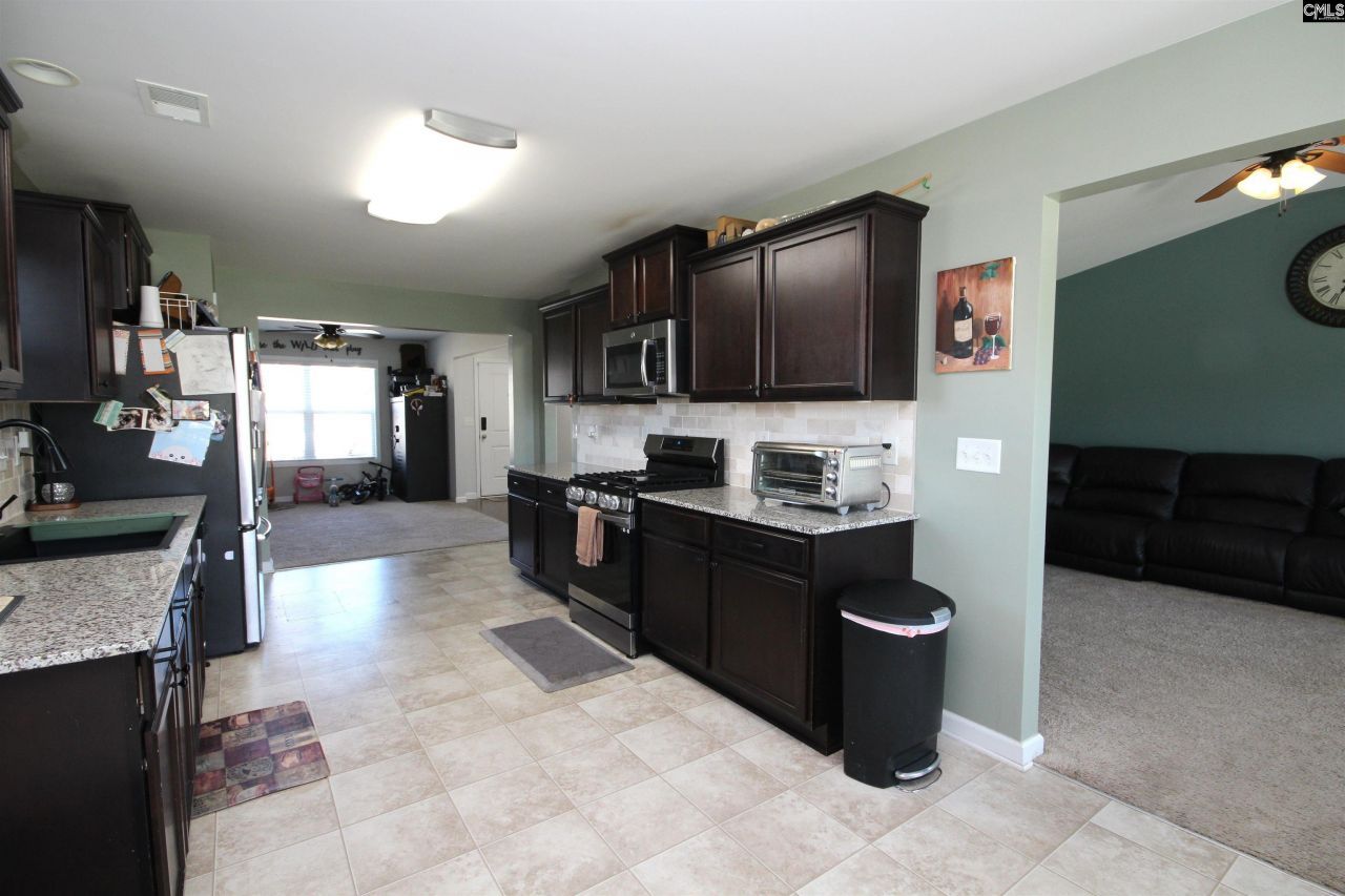 521 Pineberry Court  Photo 11